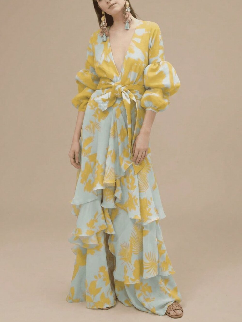 Yellow Elegant Women's V-Neck Maxi Dress with Long Sleeves and Tiered Skirt - Picture 3 of 3